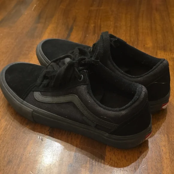 Vans Old Skool Black Sneakers Classic Skate Shoe 7.5 - Picture 3 of 8